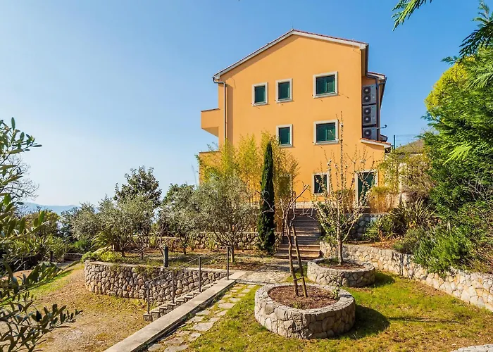 Cozy In Mošćenička Draga